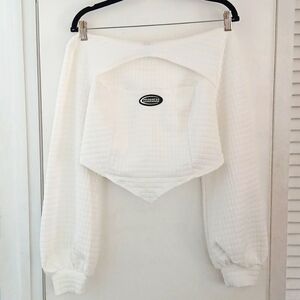 White 2 piece casual warm up suit by SHEIN CURVE